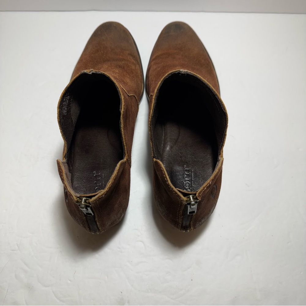 Born Kerri Cognac Brown Distressed Suede Women's Bootie Sz 10 Western Back Zip - Picture 4 of 15
